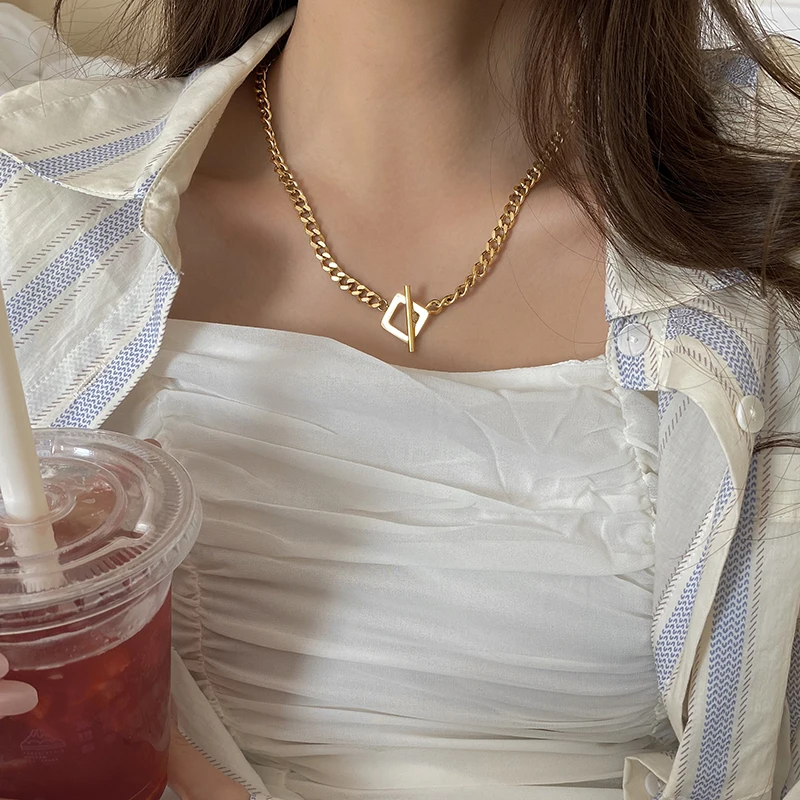 INS Style Cuban Chain Geometric Pendant Necklace 14K Gold Plated Stainless Steel Square-bar Necklace for Women
INS Style Cuban Chain Geometric Pendant Necklace 14K Gold Plated Stainless Steel Square-bar Necklace for Women