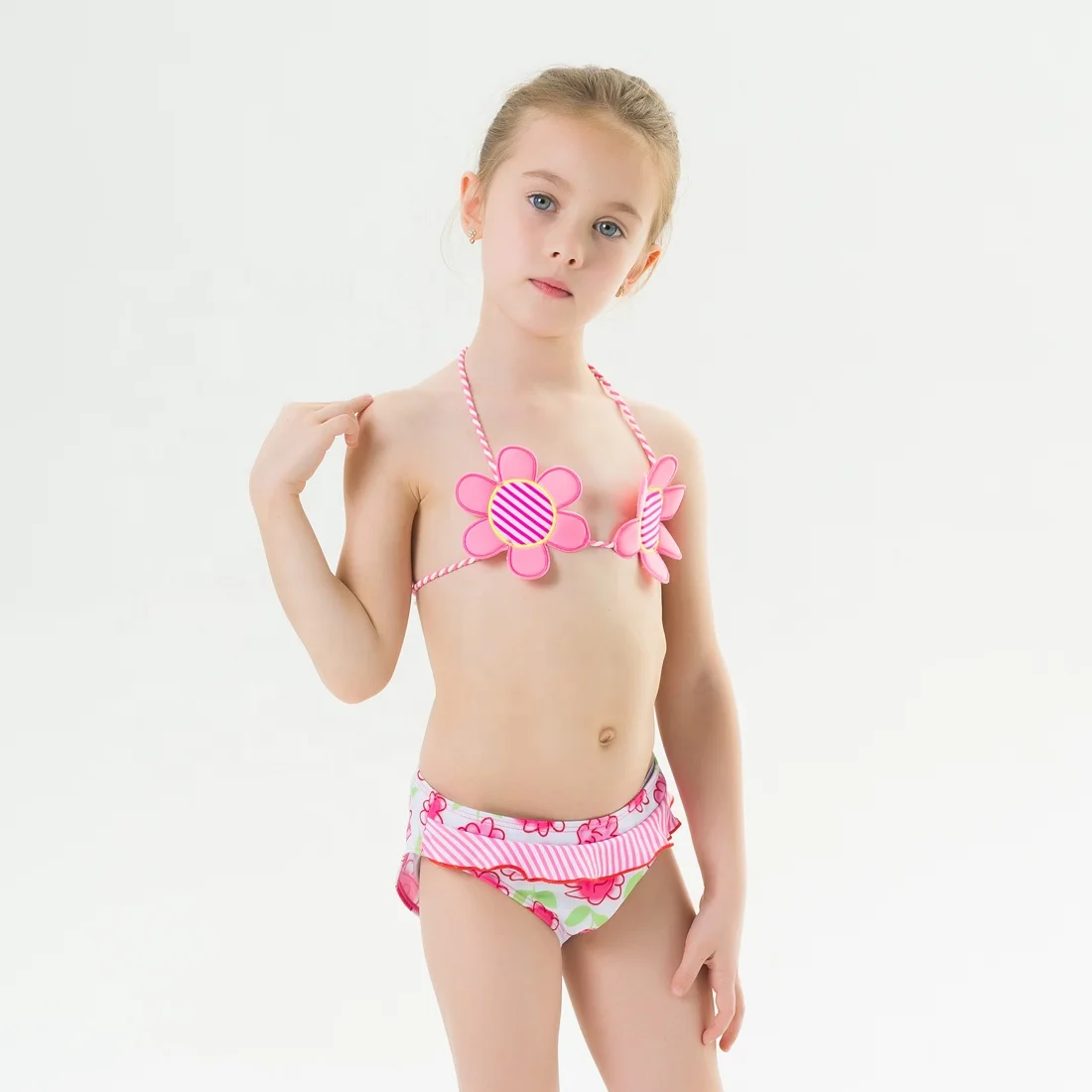 Hot sale Split baby girls' swimsuit butterfly flower fashion bikini swimming hot spring children's swimsuit kids bathing suits
Hot sale Split baby girls' swimsuit butterfly flower fashion bikini swimming hot spring children's swimsuit kids bathing suits