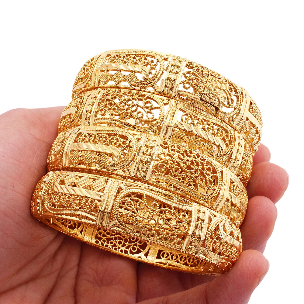 Dubai bangle 18K gold plated open charm Bangles wife wedding gifts African bracelet jewelry accessories for women Wholesale
Dubai bangle 18K gold plated open charm Bangles wife wedding gifts African bracelet jewelry accessories for women Wholesale