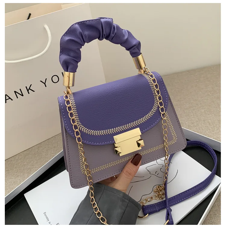 Summer leather small square chain handbag simple sling shoulder crossbody bag small women tote bags
Summer leather small square chain handbag simple sling shoulder crossbody bag small women tote bags