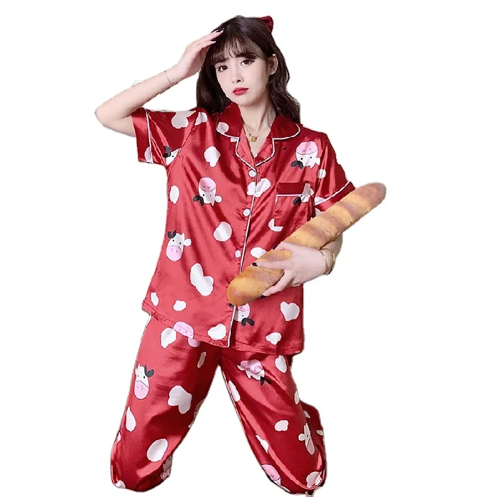 Summer short-sleeved shorts suit female pajamas cardigan lapel silk pajamas ice silk nightdress
Summer short-sleeved shorts suit female pajamas cardigan lapel silk pajamas ice silk nightdress