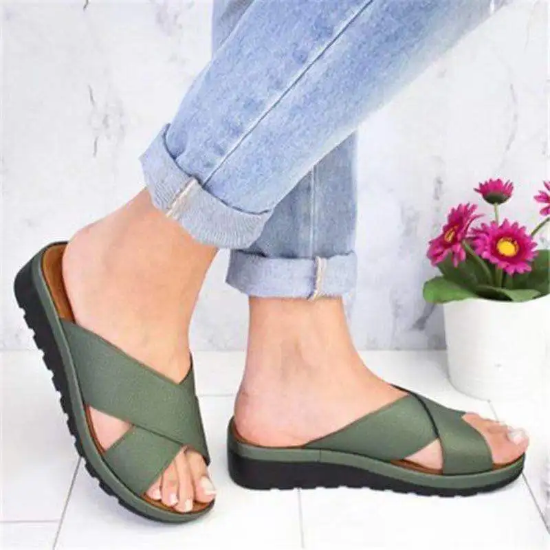 Cheap Wholesale hot selling plus size Comfortable PU beach sandals Flip Flops, Customized color
Cheap Wholesale hot selling plus size Comfortable PU beach sandals Flip Flops, Customized color