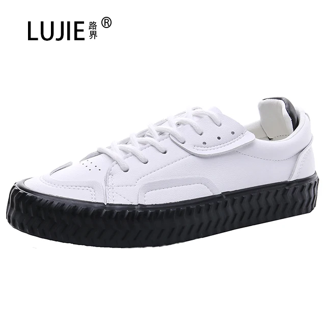2020 fashion non-slip rubber soles Letter Large size flat tyre sole low canvas shoes with lace-up skateboard school shoes
2020 fashion non-slip rubber soles Letter Large size flat tyre sole low canvas shoes with lace-up skateboard school shoes