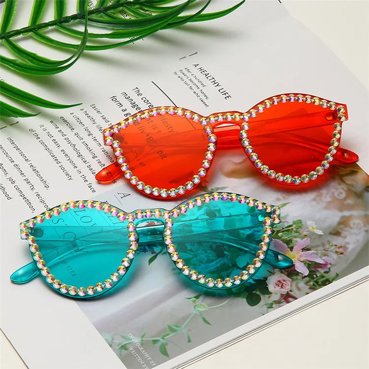 2021 Fashion Student Trendy Korean Female Candy Color Lens Frame Color Sunglasses, Picture shows
2021 Fashion Student Trendy Korean Female Candy Color Lens Frame Color Sunglasses, Picture shows