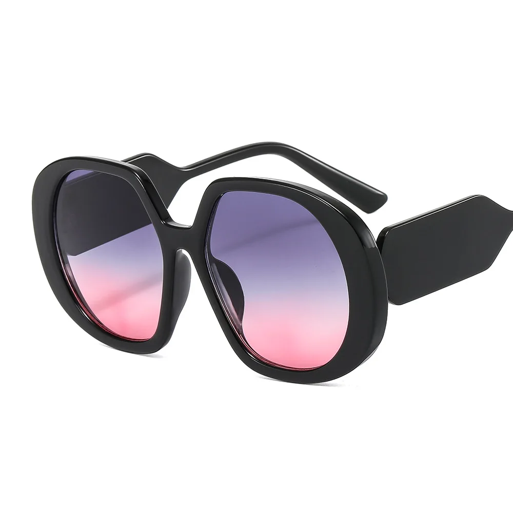 Europe and America new style full frame square stylish sunglasses for men small round trendy sunglasses, Choice
Europe and America new style full frame square stylish sunglasses for men small round trendy sunglasses, Choice