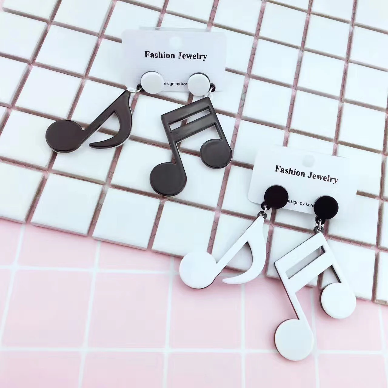 Fashion Asymmetric Musical Note Drop Earrings Black Acrylic Hip Hop Women Jewelry Personality Earings, Colorful
Fashion Asymmetric Musical Note Drop Earrings Black Acrylic Hip Hop Women Jewelry Personality Earings, Colorful