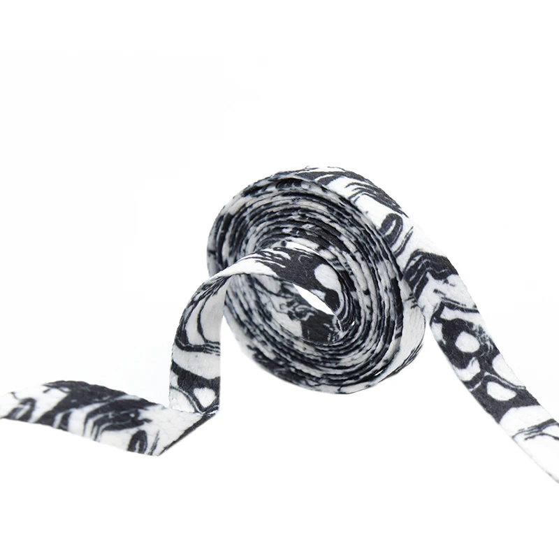Weiou Manufacturer good quality Hot Sale Flat polyester Sublimation laces Shoelaces for trend shoes
Weiou Manufacturer good quality Hot Sale Flat polyester Sublimation laces Shoelaces for trend shoes