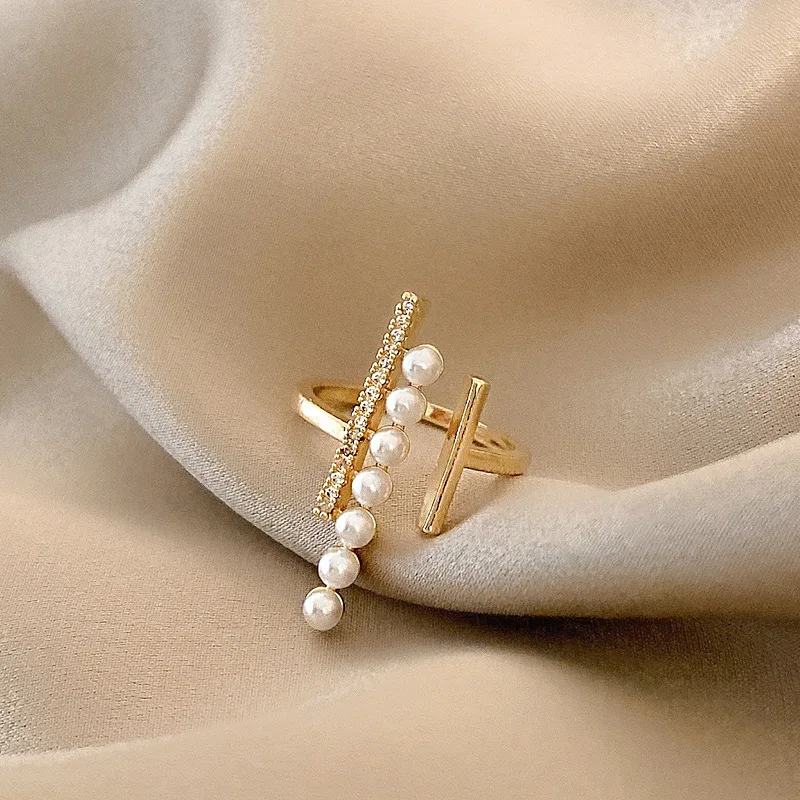 HOVANCI Elegant Fashion Zircon Ladies Rings Full Rhinestone Zircon Shiny Pearl Adjustable Open Finger Ring
HOVANCI Elegant Fashion Zircon Ladies Rings Full Rhinestone Zircon Shiny Pearl Adjustable Open Finger Ring