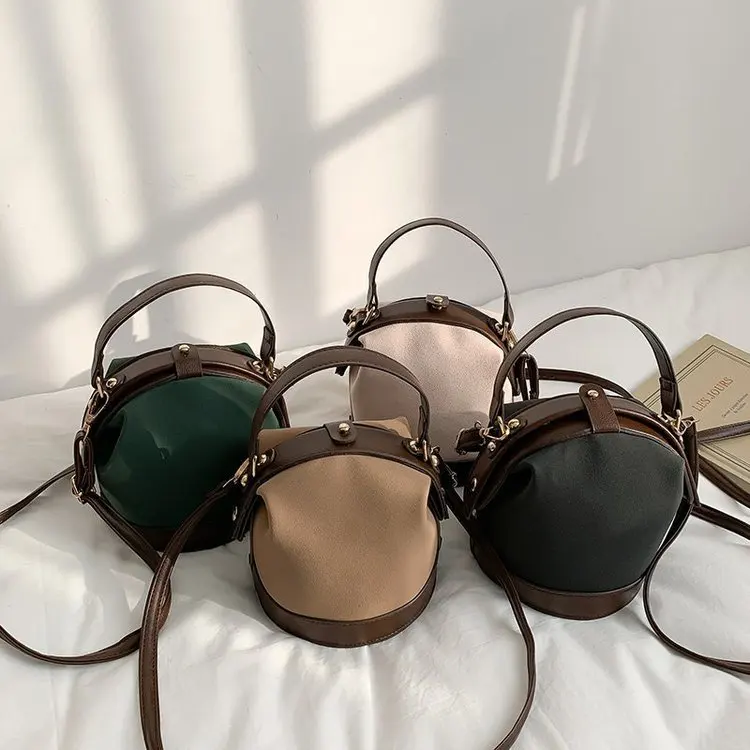 Wholesale Fanlosn Trending Pu Round Purse Crossbody Women Bucket Bag Women Handbags With Drawstring Luxury Quilted Tote Bag, 4 colors
Wholesale Fanlosn Trending Pu Round Purse Crossbody Women Bucket Bag Women Handbags With Drawstring Luxury Quilted Tote Bag, 4 colors