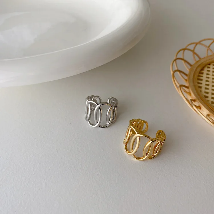 Hollow Shaped Chain Open Rings Women Unique Design Adjustable Wide Ring Street Style Ring 2022 Trendy Jewelry, As picture
Hollow Shaped Chain Open Rings Women Unique Design Adjustable Wide Ring Street Style Ring 2022 Trendy Jewelry, As picture