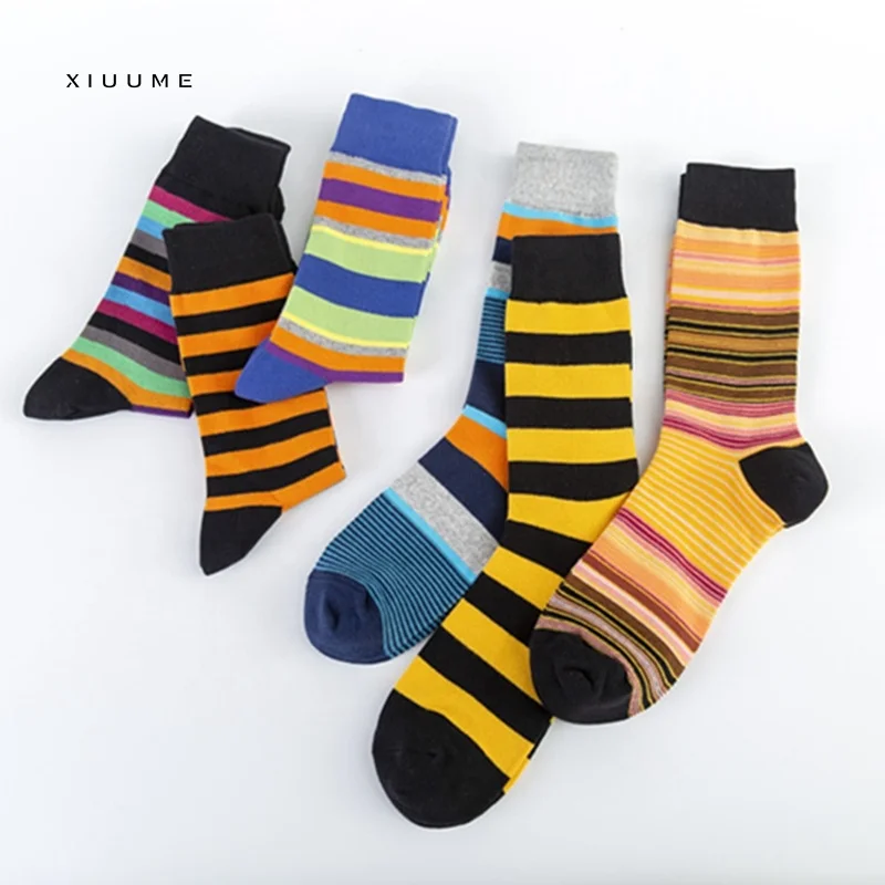 New wholesale custom colorful stripe cotton tube top quality mens fashion socks
New wholesale custom colorful stripe cotton tube top quality mens fashion socks