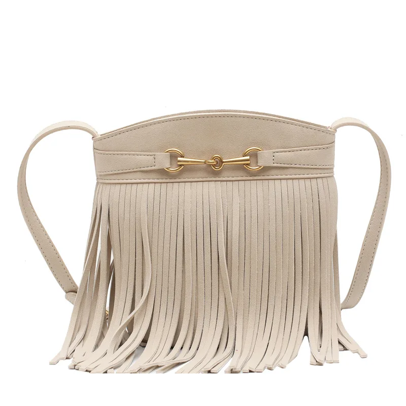 2021 New Fashion Lady PU Leather Tassel Sling Bag,women winter trendy sling crossbody bag hand leather with tassel 
2021 New Fashion Lady PU Leather Tassel Sling Bag,women winter trendy sling crossbody bag hand leather with tassel