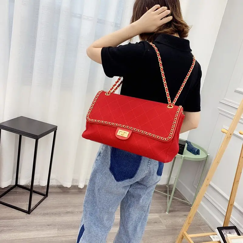 Fashion chain custom PU Handbag women bags trendy handbags branded shoulder bag luxury handbags women crossbody bags, Accept customized color
Fashion chain custom PU Handbag women bags trendy handbags branded shoulder bag luxury handbags women crossbody bags, Accept customized color