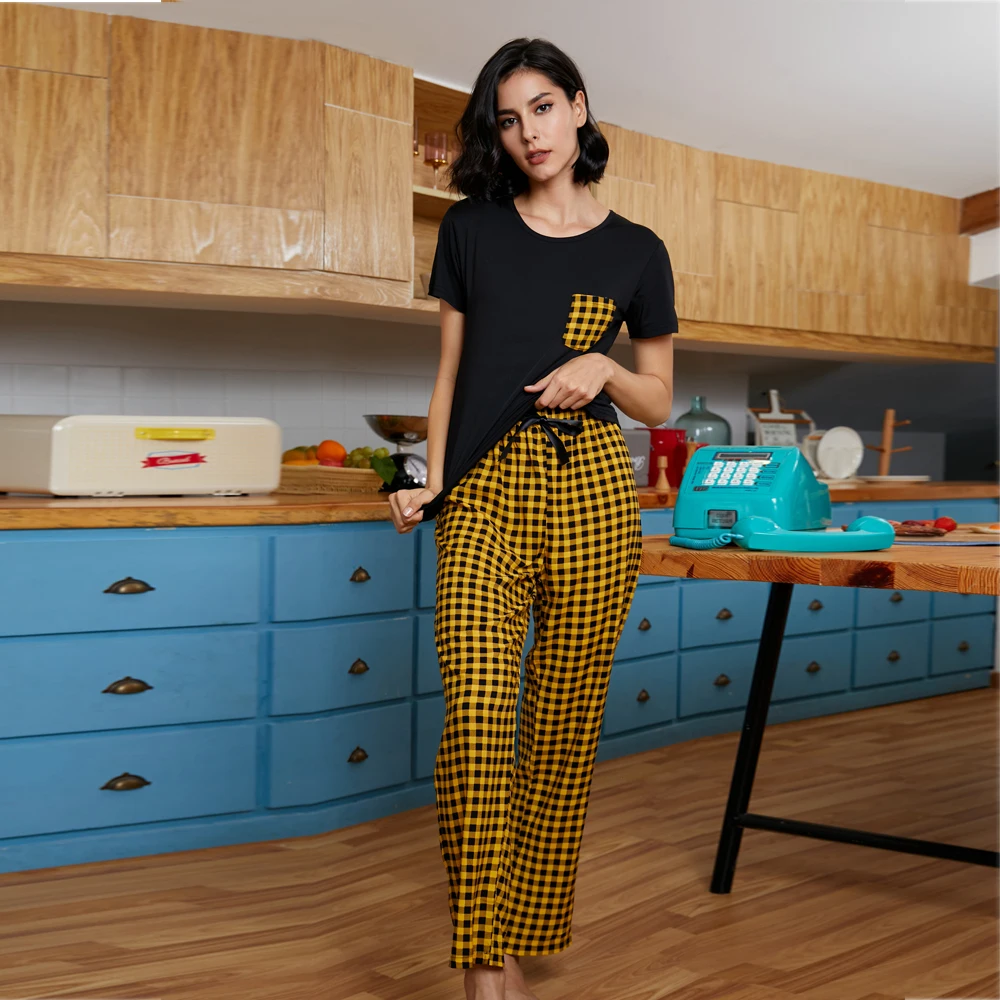 Korean leisure clothes home wear lougewear pyjama yellow plaid print cotton adult ladies women pijamas pajamas nightsuit set
Korean leisure clothes home wear lougewear pyjama yellow plaid print cotton adult ladies women pijamas pajamas nightsuit set