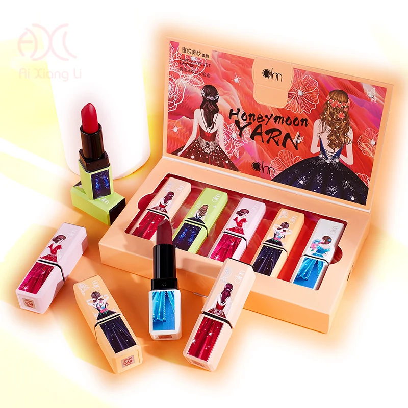 JIAYA Matte velvet lipstick private label Same multicolor box easy to color not greasy silky 
JIAYA Matte velvet lipstick private label Same multicolor box easy to color not greasy silky