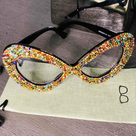 Stylish Eyewear Self-designed Diamond Cateye Eyewear Plastic PC Eyeglasses Frames For Fashion Icon Ladys, Multi colors
Stylish Eyewear Self-designed Diamond Cateye Eyewear Plastic PC Eyeglasses Frames For Fashion Icon Ladys, Multi colors