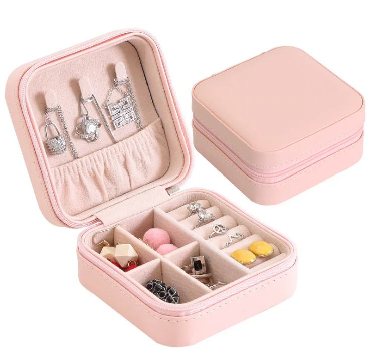 Mini pink leather plain jewelry box cheap packing box organizer box jewelry wholesale
Mini pink leather plain jewelry box cheap packing box organizer box jewelry wholesale