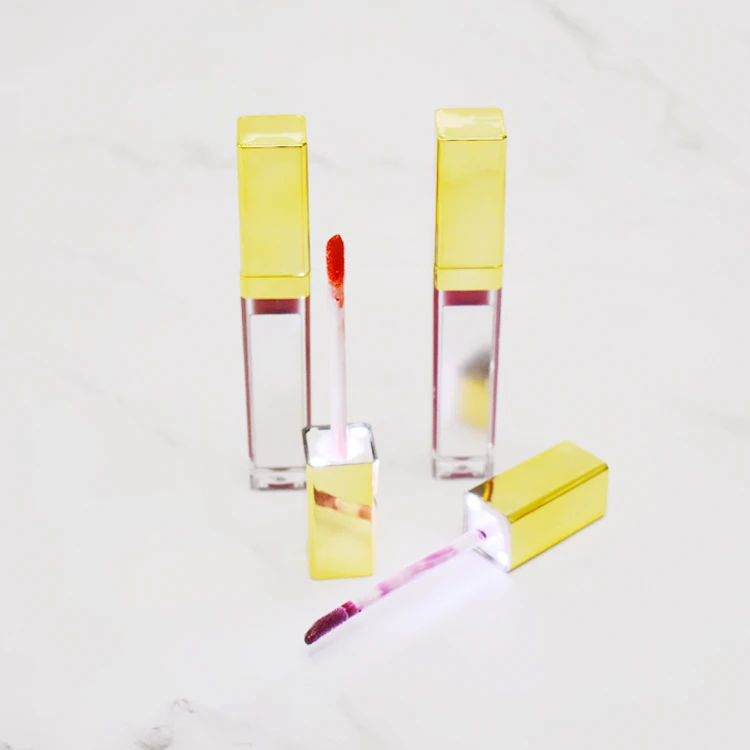 OEM Wholesale Lips Makeup Thick Glossy Vegan Nude Red Lip Gloss Private Label Custom Liquid Lipstick With LED Light
OEM Wholesale Lips Makeup Thick Glossy Vegan Nude Red Lip Gloss Private Label Custom Liquid Lipstick With LED Light