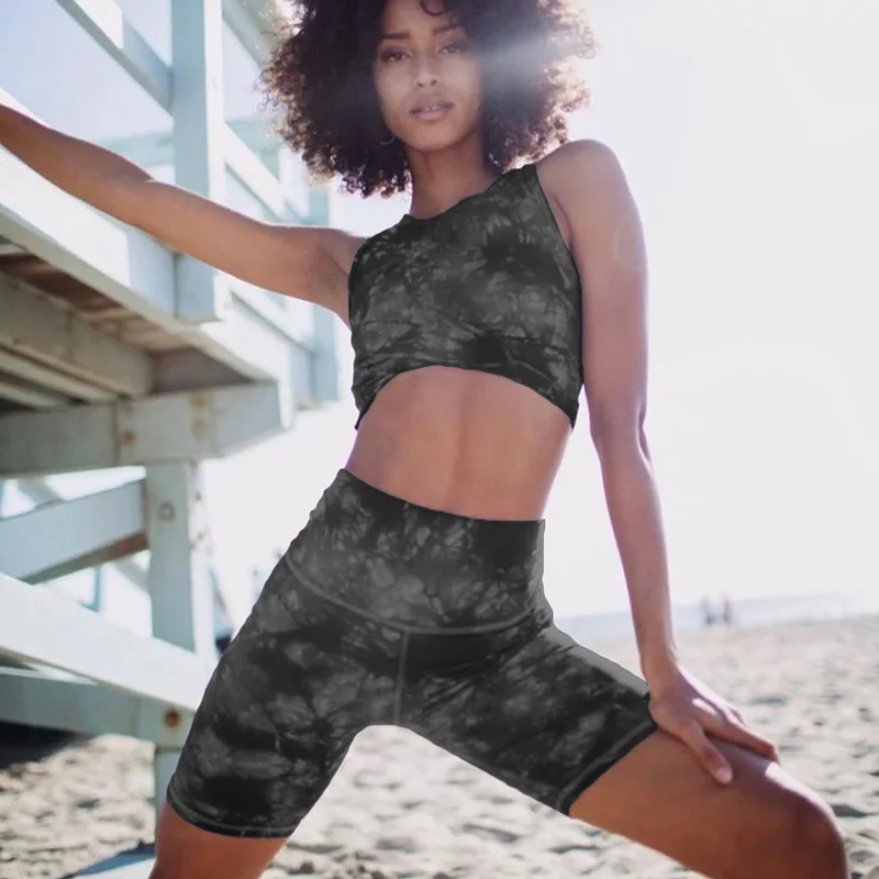 YD New arrival summer yoga fitness print set tie dye tank top and shorts women 2 piece set 2021
YD New arrival summer yoga fitness print set tie dye tank top and shorts women 2 piece set 2021
