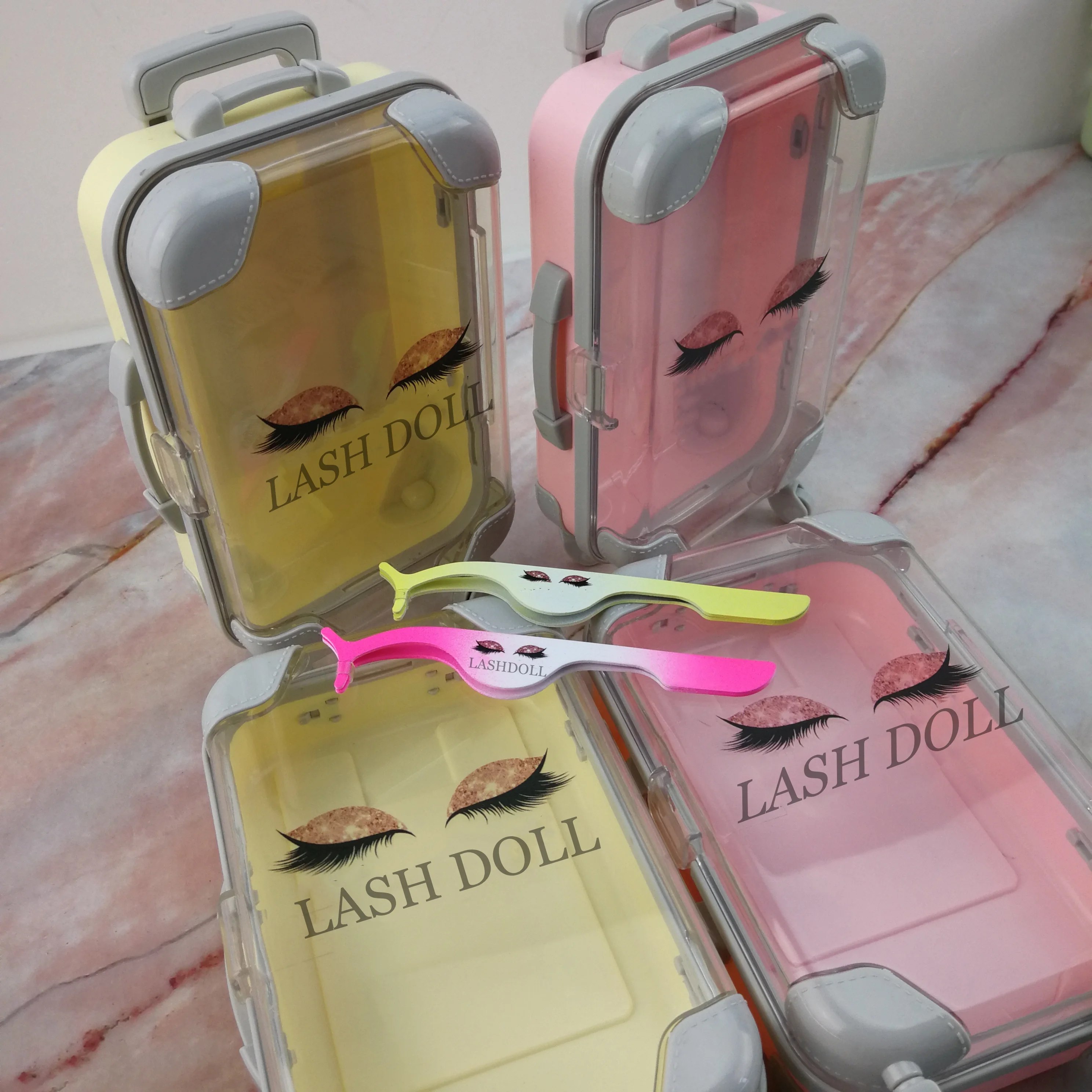 Private label Cute Suitcase Eyelash Case Mini Luggage 3D Mink Eyelash Packaging Case 25MM Eyelashes Box, Colors
Private label Cute Suitcase Eyelash Case Mini Luggage 3D Mink Eyelash Packaging Case 25MM Eyelashes Box, Colors