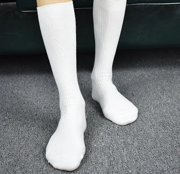 VK544-Men's commercial pure color combed cotton breathable black and white long tube double needle socks
VK544-Men's commercial pure color combed cotton breathable black and white long tube double needle socks