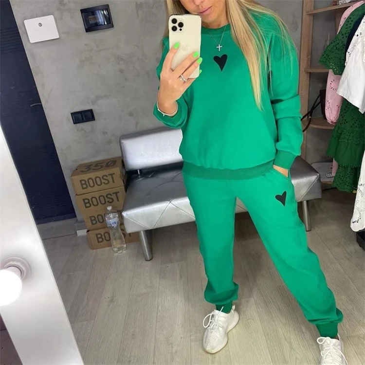 Wholesale Casual Sports Suit Multi-Color Ladies Round Neck Plus Women Velvet Hooded Outwear Sweat Suit
Wholesale Casual Sports Suit Multi-Color Ladies Round Neck Plus Women Velvet Hooded Outwear Sweat Suit