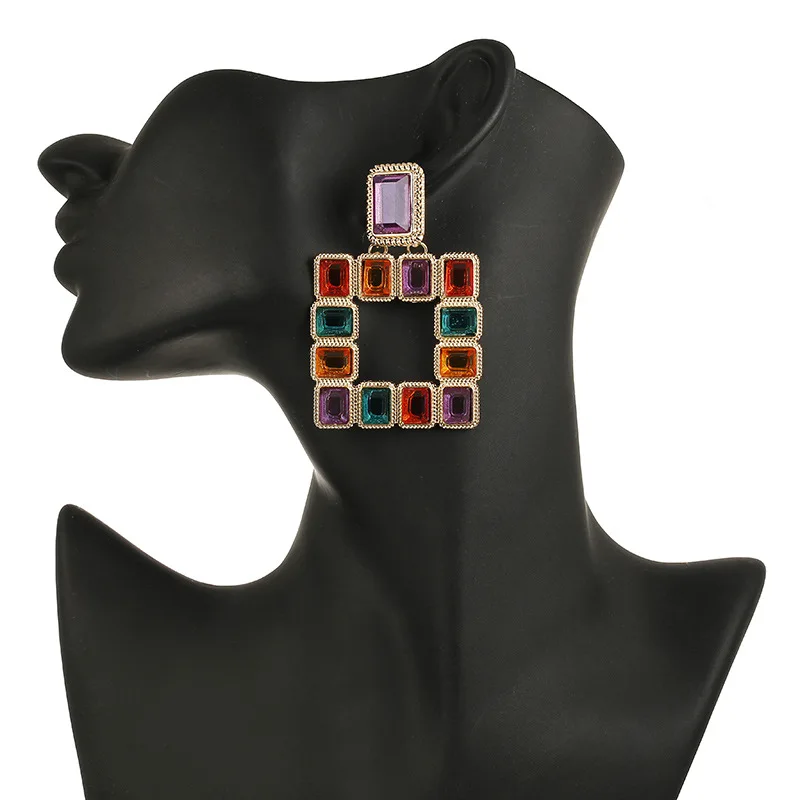 Colorful Acrylic Rhinestone Crystal Geometric Drop Earrings Fashion Boho Square Metal Dubai Gold Stud Earrings For Women, Golden
Colorful Acrylic Rhinestone Crystal Geometric Drop Earrings Fashion Boho Square Metal Dubai Gold Stud Earrings For Women, Golden