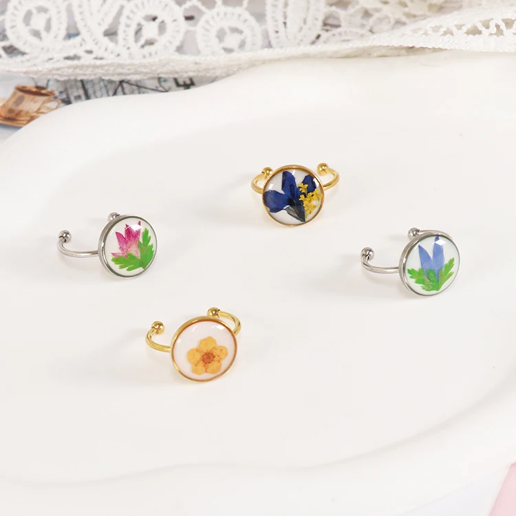 Handcrafts 12mm Women Stainless Steel Plant Rings Jewelry Resin Dried Flower Fashion Couples Ring
Handcrafts 12mm Women Stainless Steel Plant Rings Jewelry Resin Dried Flower Fashion Couples Ring