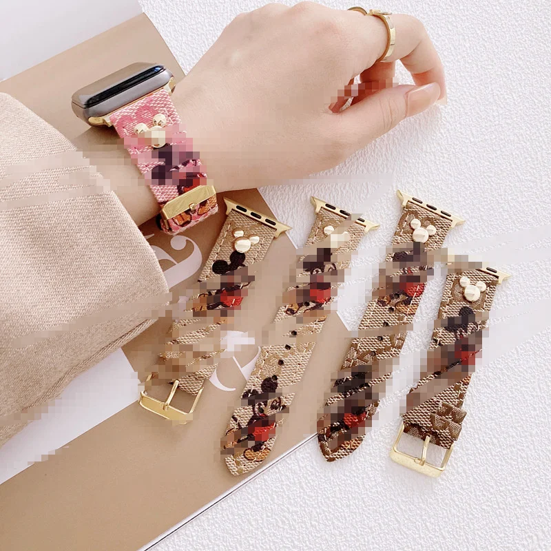 New High-grade designer PU leather watch band for apple smart iwatch series 6 5 fashion luxury style Watch strap 38 40 42 44mm
New High-grade designer PU leather watch band for apple smart iwatch series 6 5 fashion luxury style Watch strap 38 40 42 44mm