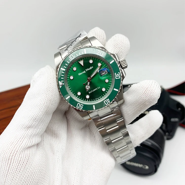 Custom luxury men's automatic watches. Mechanical 40mm316L stainless steel 2813 movement. The dial is luminous,
Custom luxury men's automatic watches. Mechanical 40mm316L stainless steel 2813 movement. The dial is luminous,