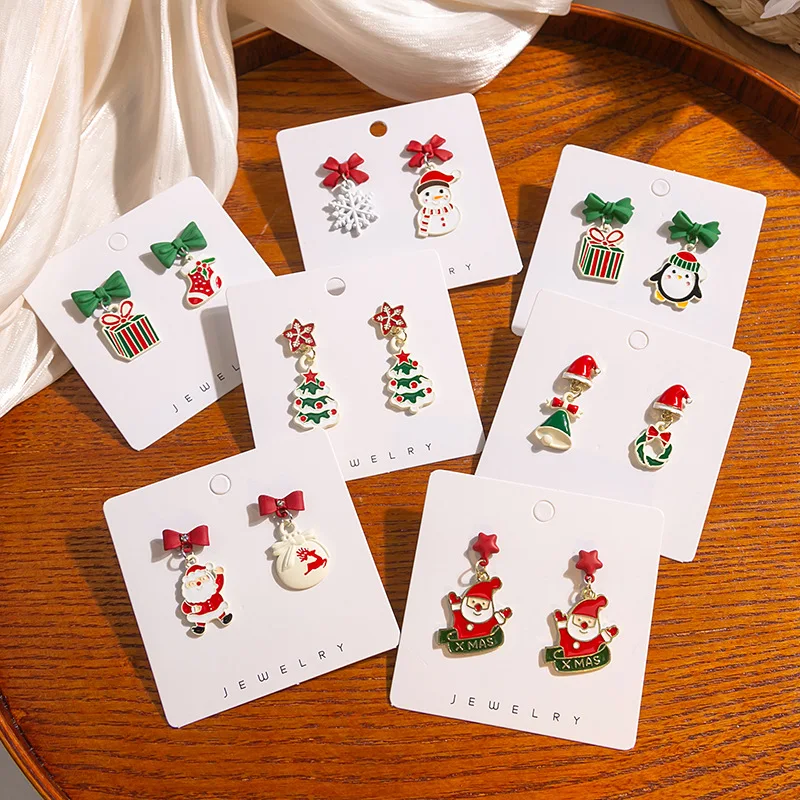 2022 New Christmas Earrings Snowman Creative Christmas Tree Drop Earrings For Women Girl Party Accessories Jewelry Gifts
2022 New Christmas Earrings Snowman Creative Christmas Tree Drop Earrings For Women Girl Party Accessories Jewelry Gifts