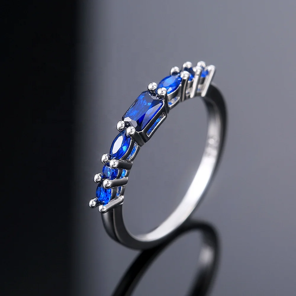Simple Stylish Women Band Finger Ring Blue Cubic Zircon Elegant Wedding Anniversary Female Ring Fashion Jewelry Wholesale
Simple Stylish Women Band Finger Ring Blue Cubic Zircon Elegant Wedding Anniversary Female Ring Fashion Jewelry Wholesale