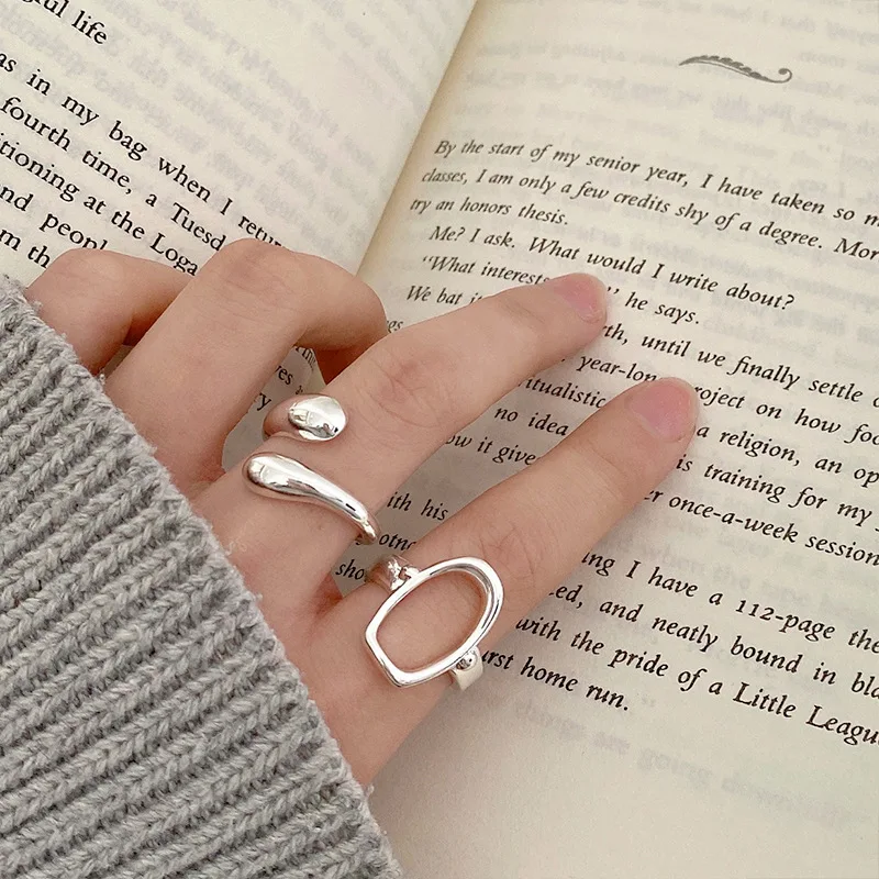 Bulk 2023 Summer Fashion Adjustable Irregular Vintage Line Cross Open Ring Finger Ring For Women
Bulk 2023 Summer Fashion Adjustable Irregular Vintage Line Cross Open Ring Finger Ring For Women