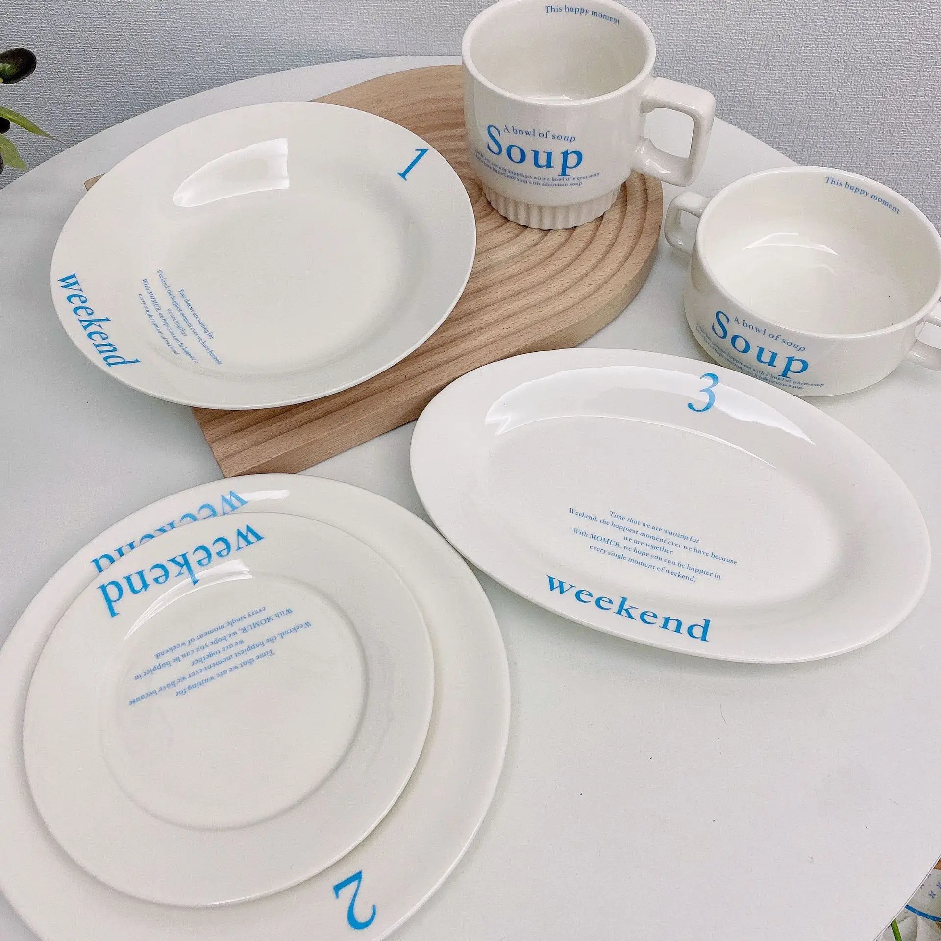 Lelyi Korean ins same weekend blue ceramic breakfast plate oval plate salad bowl mug tableware set, As picture
Lelyi Korean ins same weekend blue ceramic breakfast plate oval plate salad bowl mug tableware set, As picture
