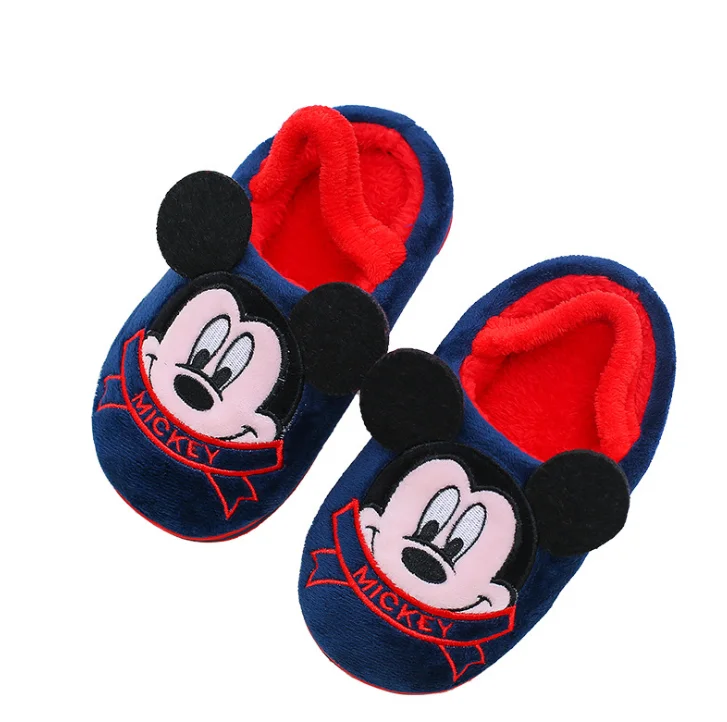 autumn winter new arrival baby cotton slippers non-slip warm home baby cotton shoes 
autumn winter new arrival baby cotton slippers non-slip warm home baby cotton shoes