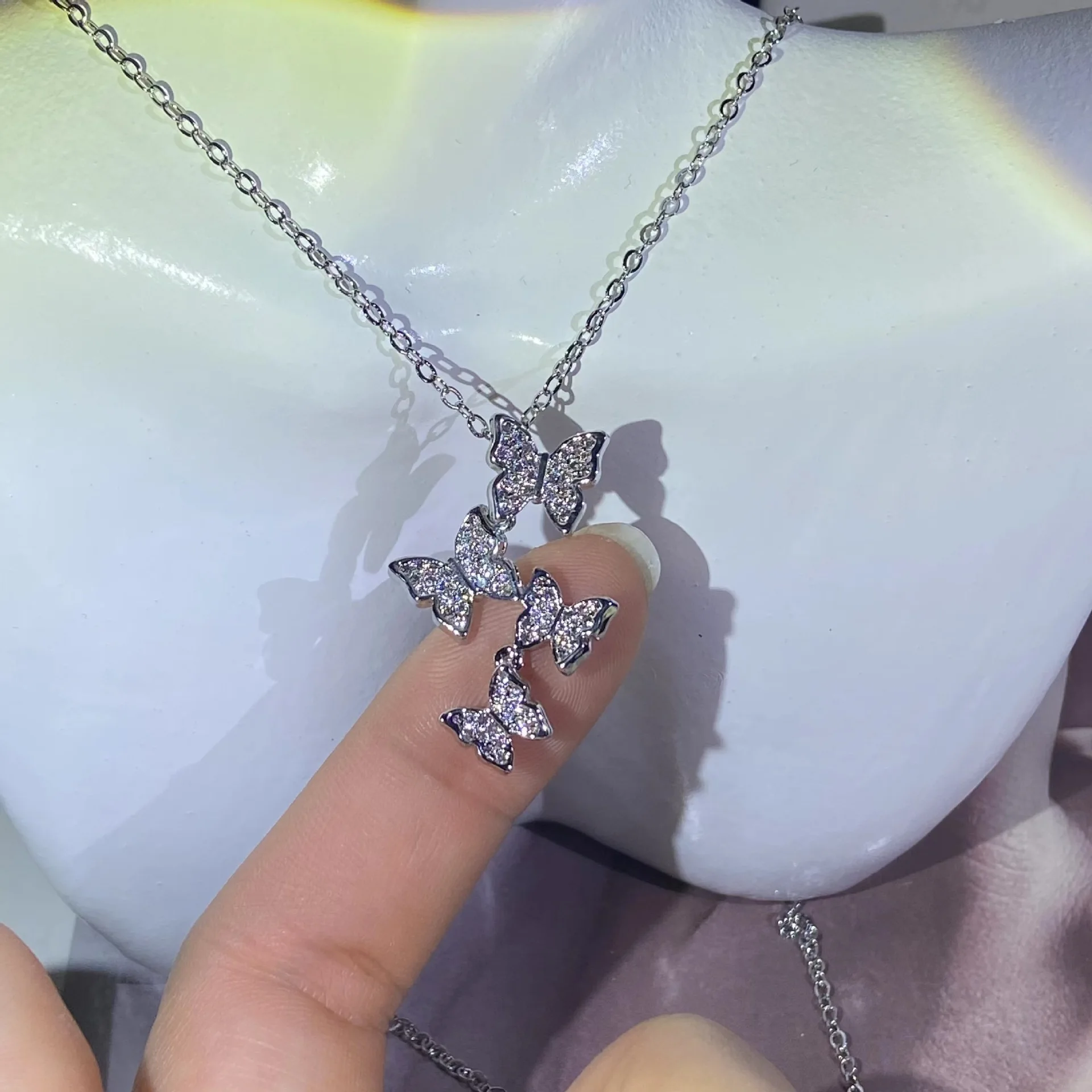 Fashion Jewelry Best Selling KYNL032 Butterfly Shape Shine Small Zircon Necklaces For Women, Silver,gold,rose gold
Fashion Jewelry Best Selling KYNL032 Butterfly Shape Shine Small Zircon Necklaces For Women, Silver,gold,rose gold