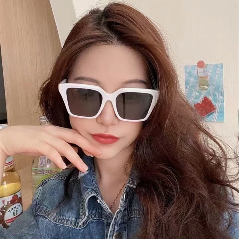 DL Glasses Fashion big square oversized sun glasses Ready to ship vintage retro shades leopard print women men sunglasses 2022, Picture colors
DL Glasses Fashion big square oversized sun glasses Ready to ship vintage retro shades leopard print women men sunglasses 2022, Picture colors