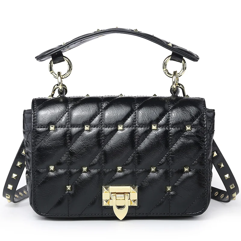2020 New Arrival Genuine Leather Handbag Rivet Decoration Shoulder Bag Fashion Metal Lock Women Bag
2020 New Arrival Genuine Leather Handbag Rivet Decoration Shoulder Bag Fashion Metal Lock Women Bag