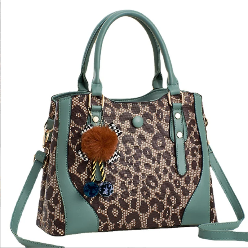 Wholesale 2022 New Arrives Luxury Handbags Hairball Designer Women Handbags, Red / khaki / grey / green / black / pink / yellow
Wholesale 2022 New Arrives Luxury Handbags Hairball Designer Women Handbags, Red / khaki / grey / green / black / pink / yellow