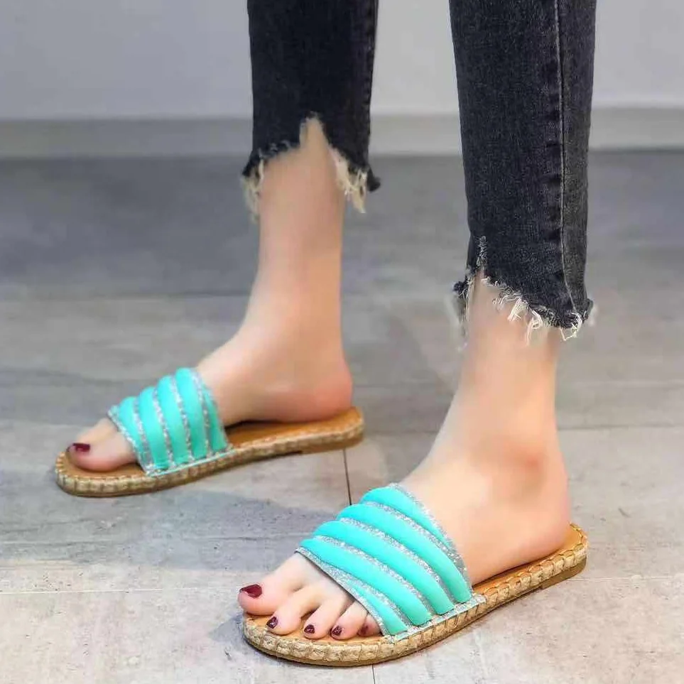 Large Size 43 Shinning Color Block Single Band Fashion Flip Fops Beach Slides Shoes For Women Flat Open Toe Summer Slippers, Black,yellow,pink,orange,blue
Large Size 43 Shinning Color Block Single Band Fashion Flip Fops Beach Slides Shoes For Women Flat Open Toe Summer Slippers, Black,yellow,pink,orange,blue