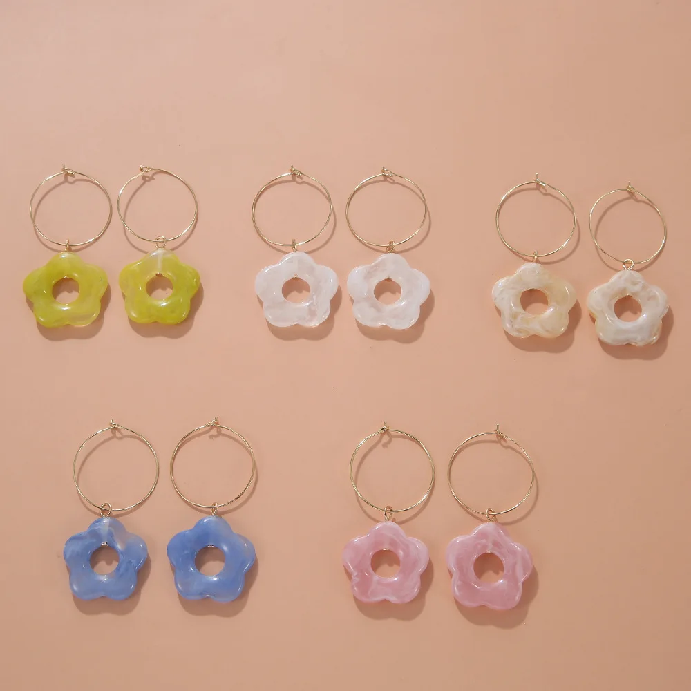 5 Colors Hollow Flower Acrylic Earrings Gold Plated Double Circle Hoop Earrings for Women Cute Minimalist Korean Jewelry 2021 
5 Colors Hollow Flower Acrylic Earrings Gold Plated Double Circle Hoop Earrings for Women Cute Minimalist Korean Jewelry 2021