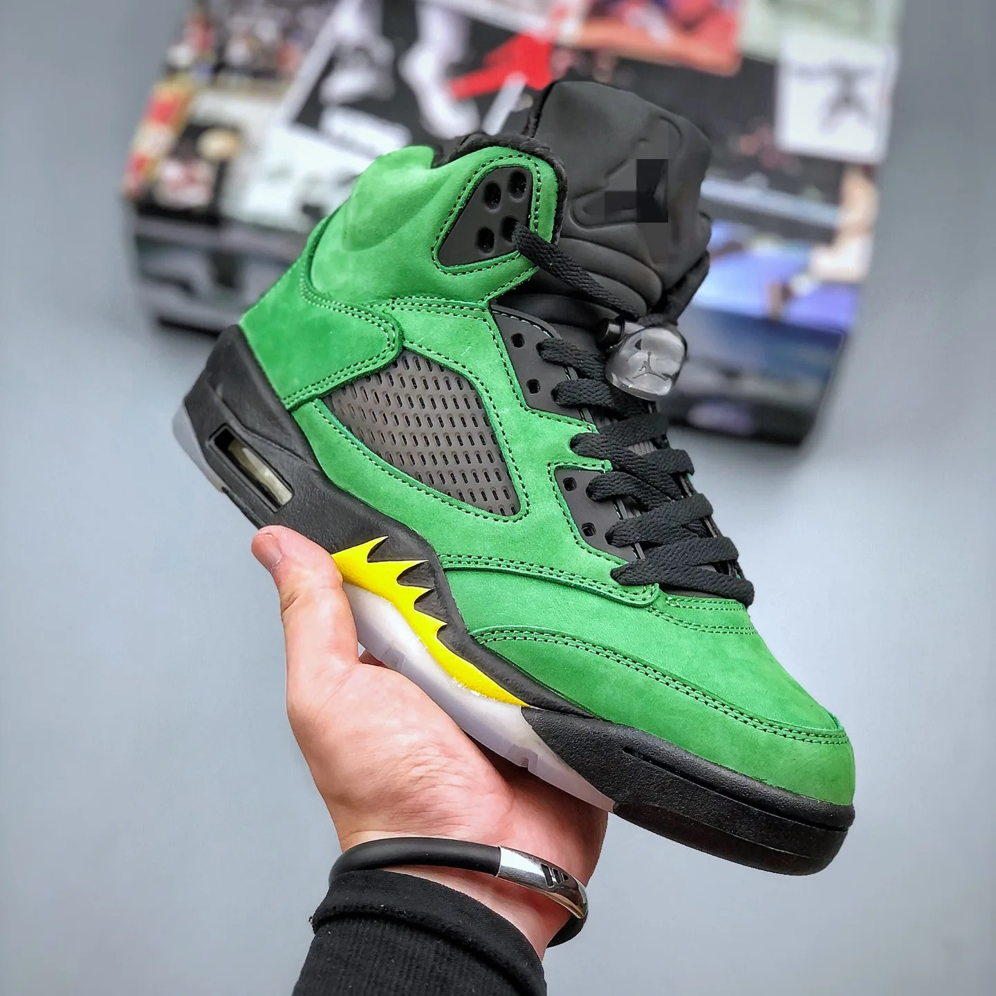 2022 Classic style Hot brand Air Jordan 5 Retro SE Apple Green Basketball Shoes Men's Outdoor Running Shoes Sports NK Sneakers
2022 Classic style Hot brand Air Jordan 5 Retro SE Apple Green Basketball Shoes Men's Outdoor Running Shoes Sports NK Sneakers