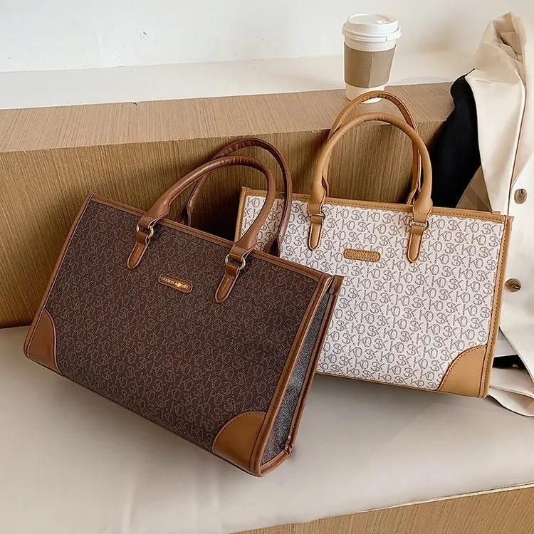 2021 New Fashion Trend Ladies Big Shoulder Tote Handbags Designers Travel Hand Bags Women Crossbody Bags, Picture color
2021 New Fashion Trend Ladies Big Shoulder Tote Handbags Designers Travel Hand Bags Women Crossbody Bags, Picture color