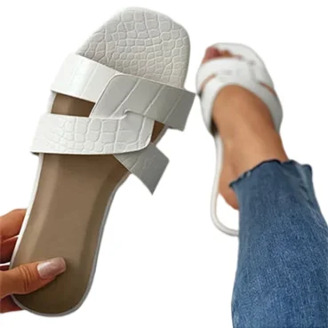 Latest fashion design flat sandals women footwear bling diamond sandals women summer shoes ladies
Latest fashion design flat sandals women footwear bling diamond sandals women summer shoes ladies