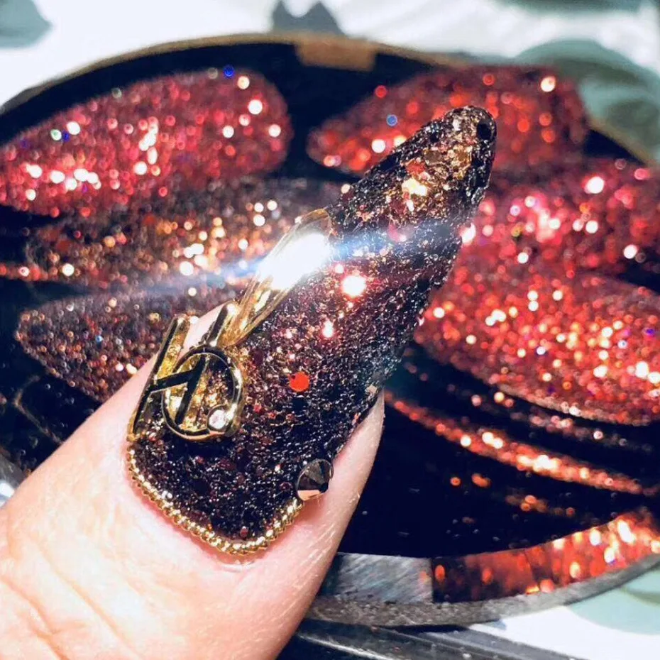 Glitter Holographic Laser Paillettes 6 Colors Set Sequins Powder Dust For Nail Art Decoration
Glitter Holographic Laser Paillettes 6 Colors Set Sequins Powder Dust For Nail Art Decoration