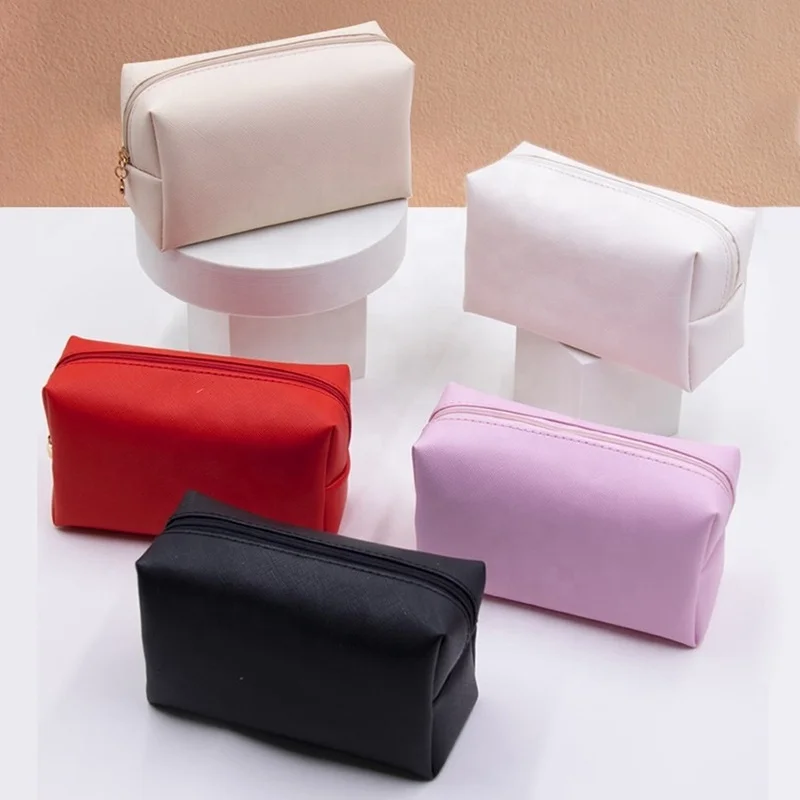Wholesale Custom Letter Logo Blank Pink Waterproof Travel Makeup Vegan Pu Leather Cosmetic Bag, Black,white, pink, red,customized
Wholesale Custom Letter Logo Blank Pink Waterproof Travel Makeup Vegan Pu Leather Cosmetic Bag, Black,white, pink, red,customized