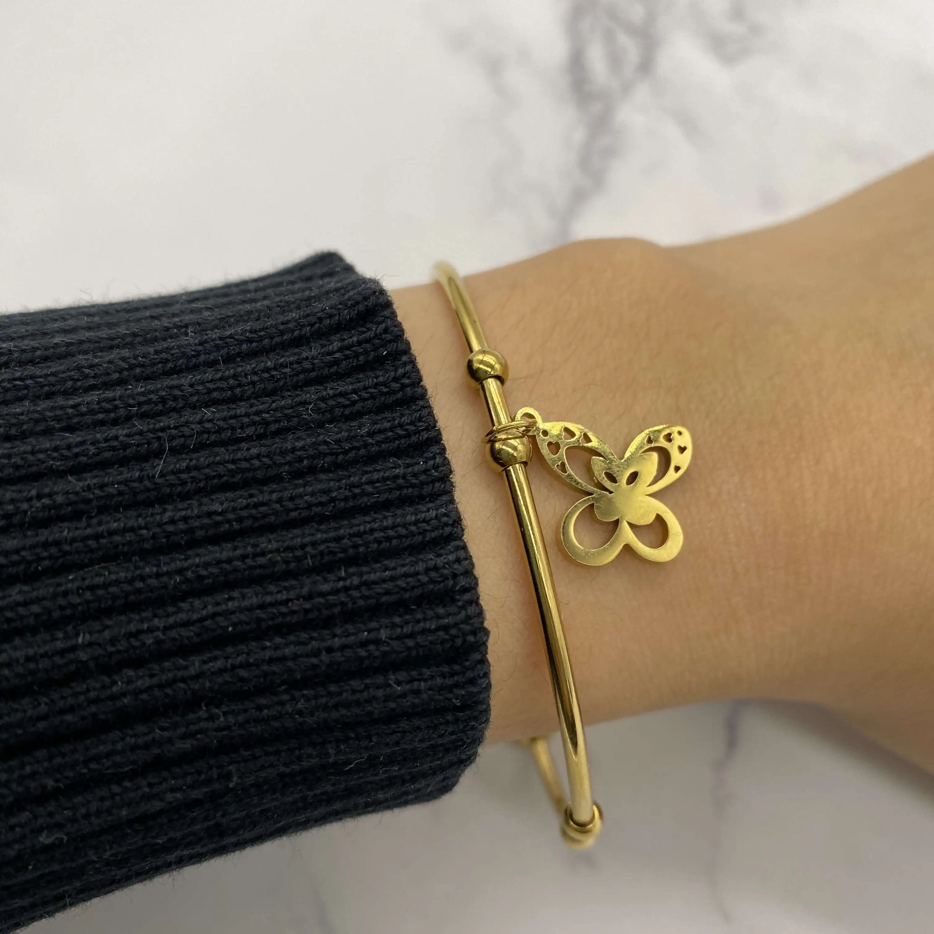 Retro Vintage Gold Plated Insect Butterfly Cuff Bracelet Stainless Steel Carved Hollow Butterfly Pendant Bangle For Women
Retro Vintage Gold Plated Insect Butterfly Cuff Bracelet Stainless Steel Carved Hollow Butterfly Pendant Bangle For Women