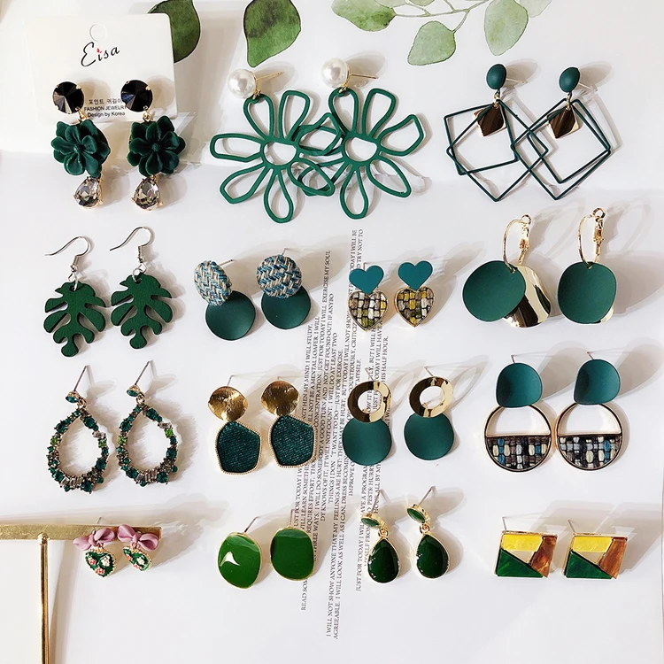 Korean Design 2020 summer geometric earrings vintage statement green heart flower acrylic earring for women girls
Korean Design 2020 summer geometric earrings vintage statement green heart flower acrylic earring for women girls