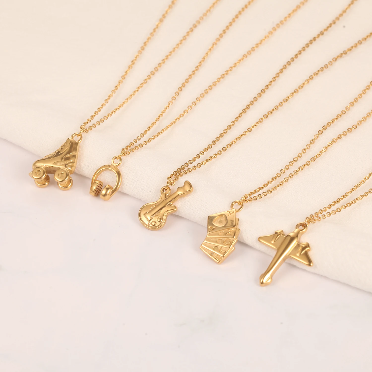 Newest Simple Design Creative Style Stainless Steel Jewelry Airplane Guitar Pendant Men's Gift Necklace
Newest Simple Design Creative Style Stainless Steel Jewelry Airplane Guitar Pendant Men's Gift Necklace