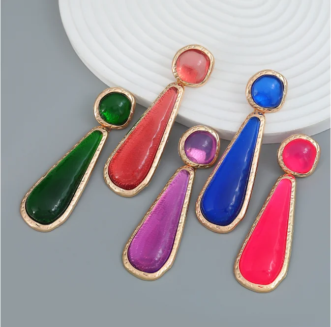 Fashion Colorful Geometric big Resin Acrylic Long Dangle Earrings for Women Wedding Large Statement Earrings
Fashion Colorful Geometric big Resin Acrylic Long Dangle Earrings for Women Wedding Large Statement Earrings